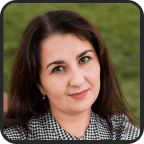  Linda R., 48 – California